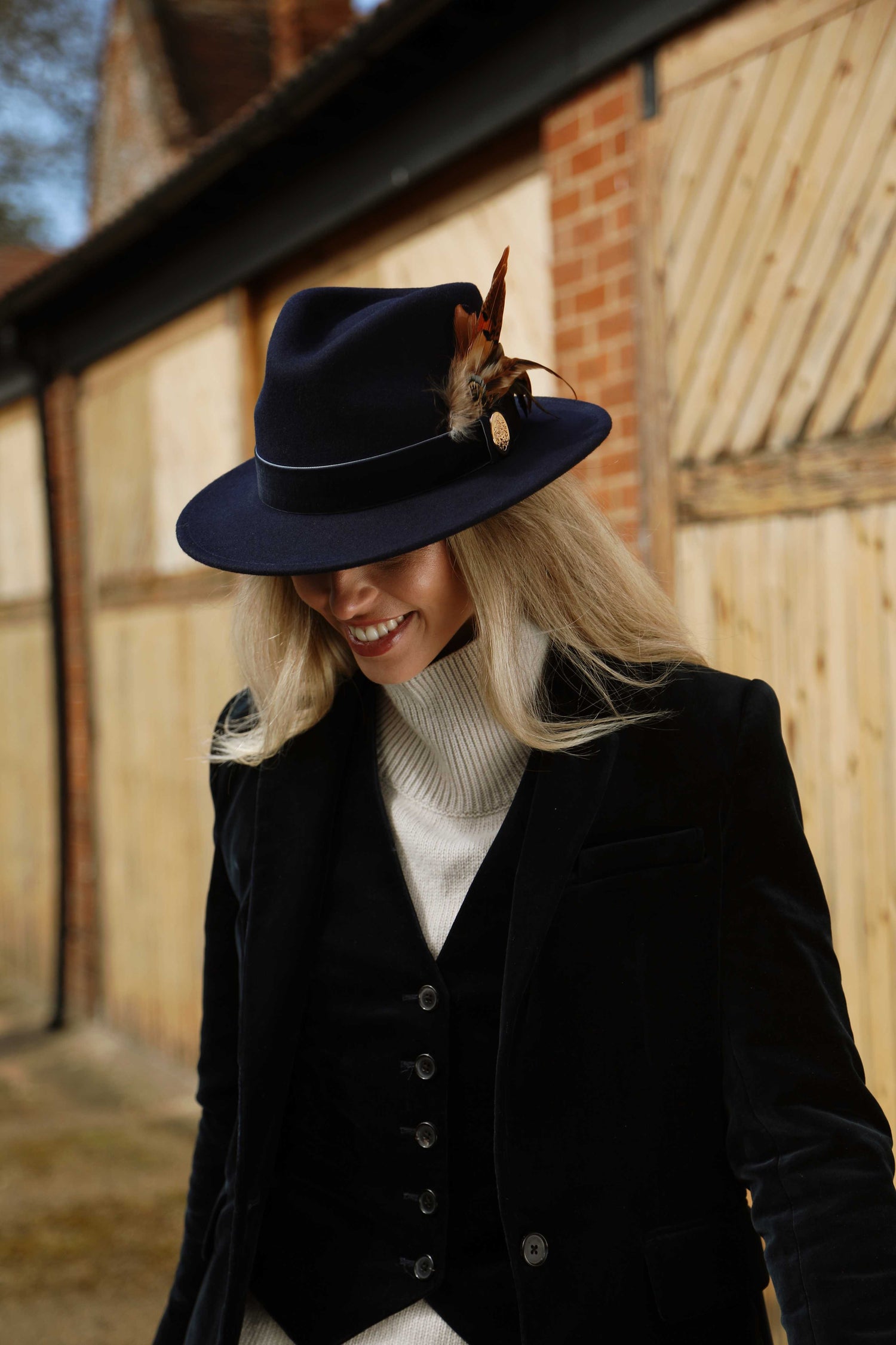 Hicks & Brown The Chelsworth Fedora in Navy (Bronze Luxe Feather)