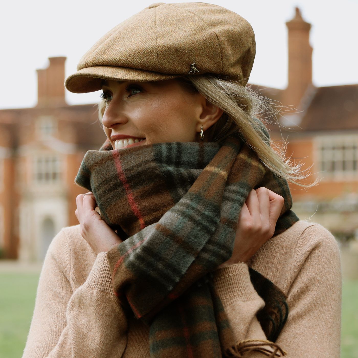 Hicks & Brown The Felsham Tweed Baker Boy Cap in Russet