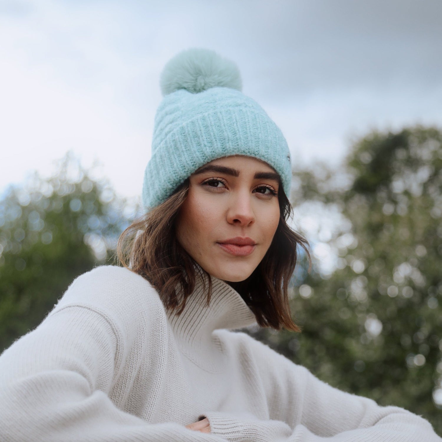 Hicks & Brown The Langham Pom Beanie in Mint Green