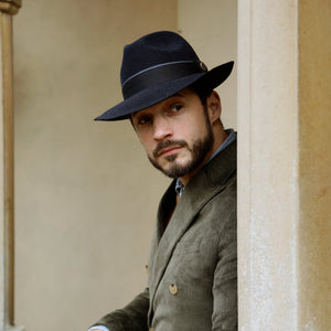 Hicks & Brown The Wingfield Trilby in Navy